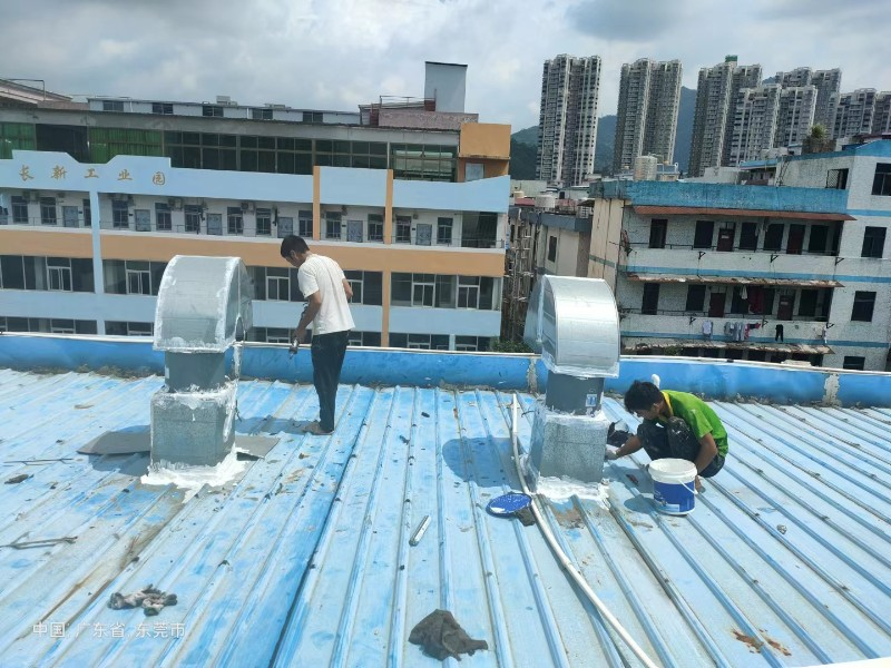 秀屿钢结构屋面涂料维修方法